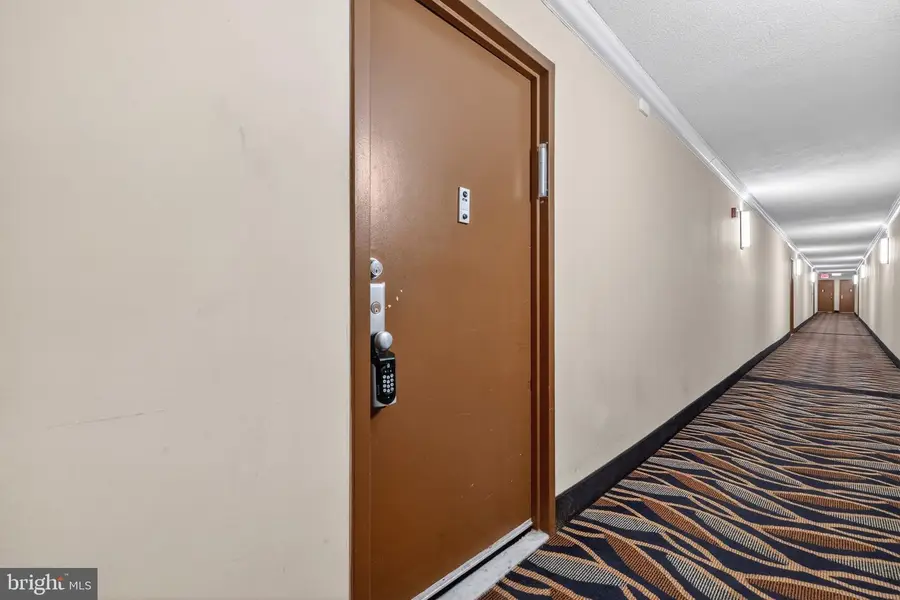 1121 University Blvd W #912-b, Silver Spring, MD 20902 - #3