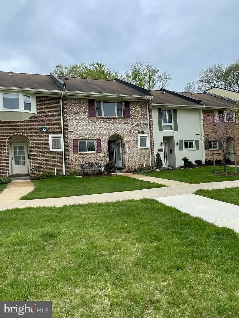 3590 Gleneagles Dr #32-f, Silver Spring, MD 20906 - #1