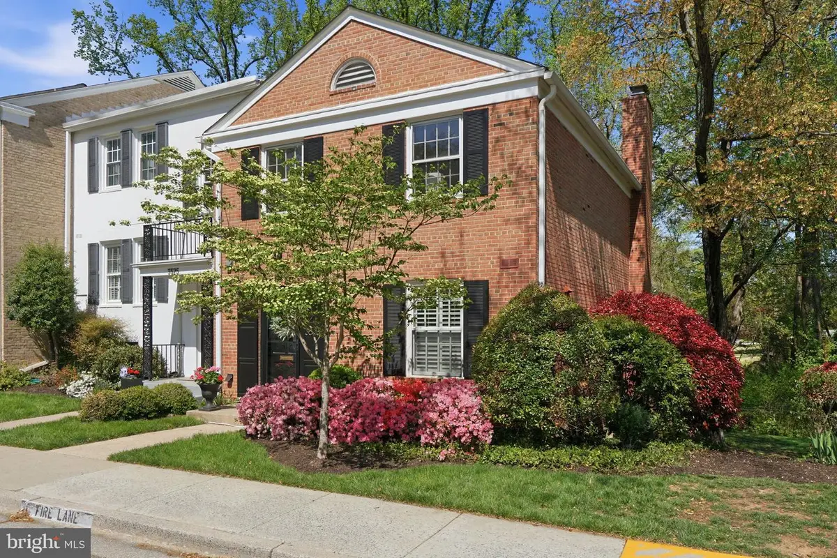 3523 Hamlet Pl #501, Chevy Chase, MD 20815 - #1