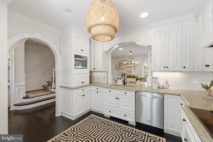 3523 Hamlet Pl #501, Chevy Chase, MD 20815 - #2