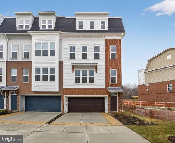 2521 Farmstead Dr #611 Lillian, ROCKVILLE, MD 20850