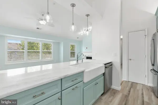 2610 Camelback Ln #9, SILVER SPRING, MD 20906