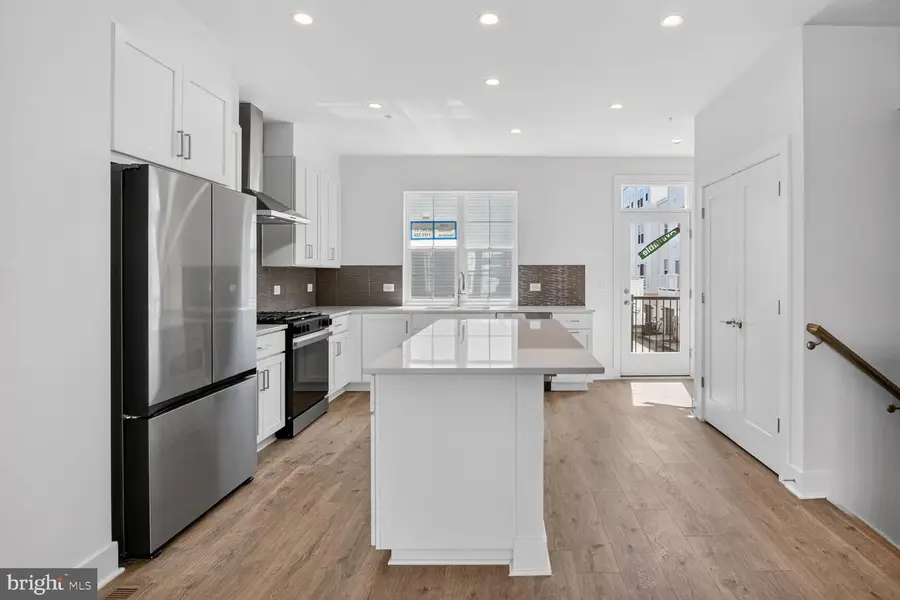 2521 Farmstead Dr #clarke 224 Elevator, Rockville, MD 20850 - #3