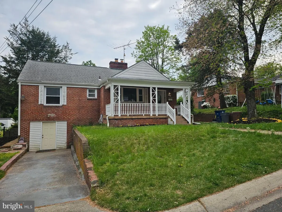 911 Patton Dr, Silver Spring, MD 20901 - #1