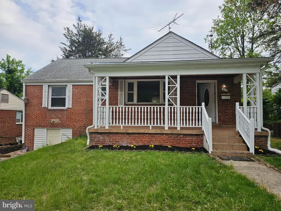 911 Patton Dr, Silver Spring, MD 20901 - #2
