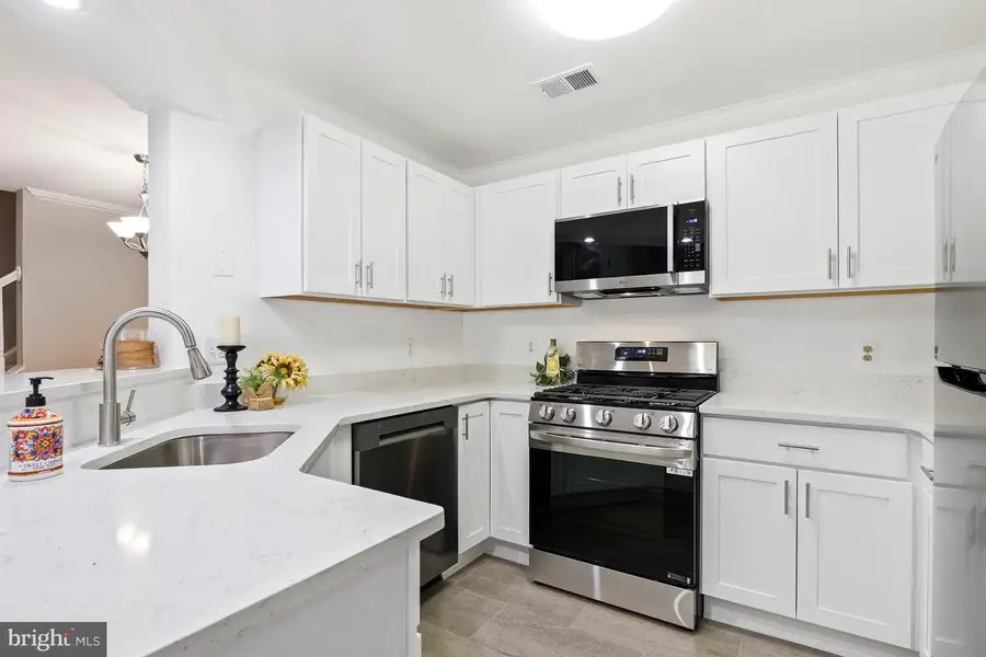 18101 Cloppers Mill Ter #12b, Germantown, MD 20874 - #3