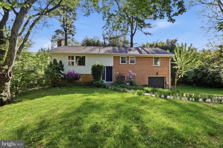 8104 Hawthorne Ct, Bethesda, MD 20817 - #2