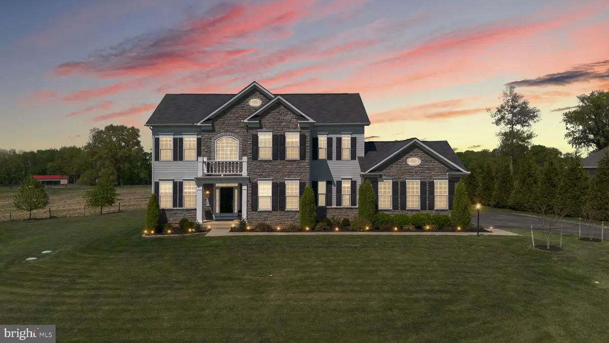 19723 Zion Rd, Brookeville, MD 20833 - #1