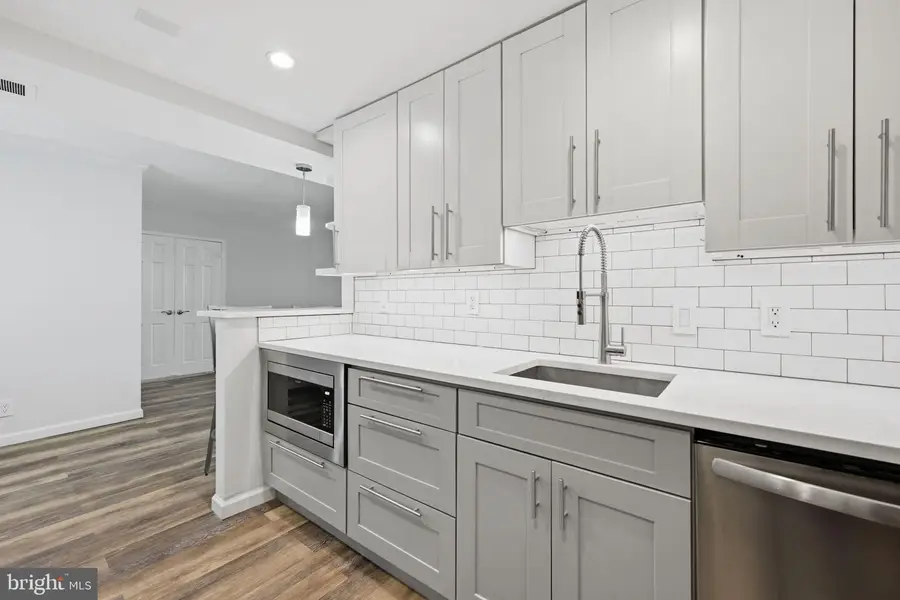 4601 N Park Ave #1120-v, Chevy Chase, MD 20815 - #2