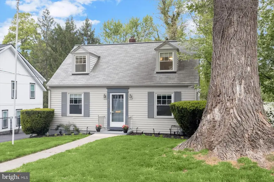 3105 Fayette Rd, Kensington, MD 20895 - #2