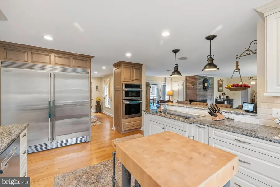 3707 East West Hwy, Chevy Chase, MD 20815 - #3