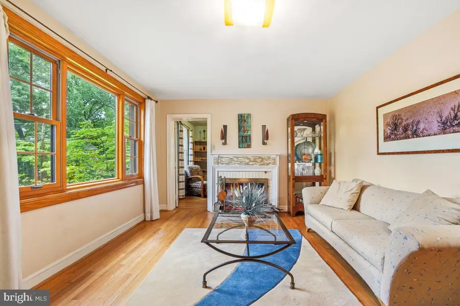 8318 Haddon Dr, Takoma Park, MD 20912 - #2