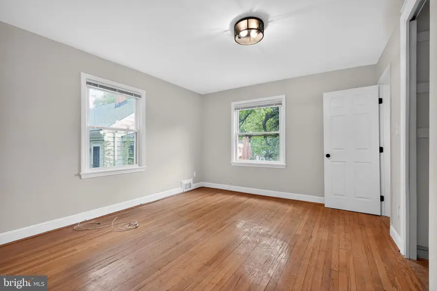9704 Lorain Ave, Silver Spring, MD 20901 - #2