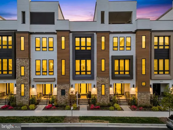 14936 Dispatch St, ROCKVILLE, MD 20850