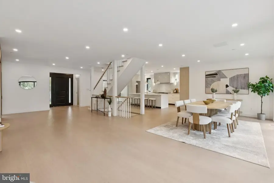 3 Alden Ln, Chevy Chase, MD 20815 - #3