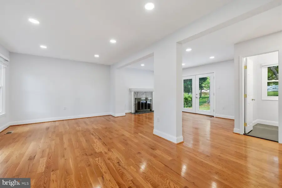 1517 Gerard St, Rockville, MD 20850 - #3