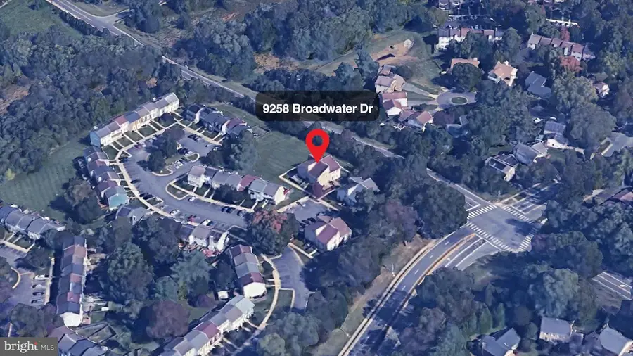 9258 Broadwater Dr, Gaithersburg, MD 20879 - #2