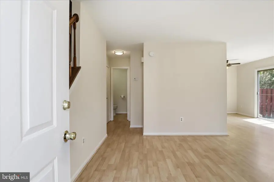 9258 Broadwater Dr, Gaithersburg, MD 20879 - #3
