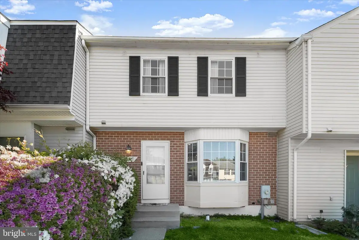 8611 Kelso Ter, Gaithersburg, MD 20877 - #1