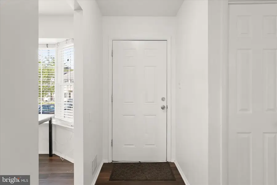 8611 Kelso Ter, Gaithersburg, MD 20877 - #3