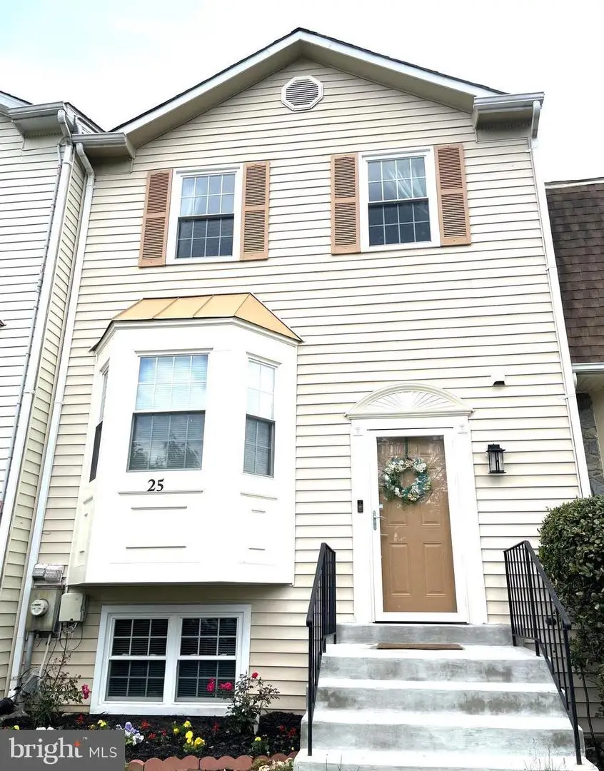 25 Hunters Gate Ct, Silver Spring, MD 20904 - #2