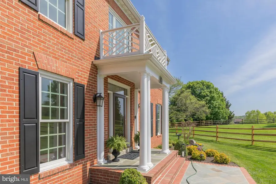 9105 Goshen Valley Dr, Laytonsville, MD 20882 - #2
