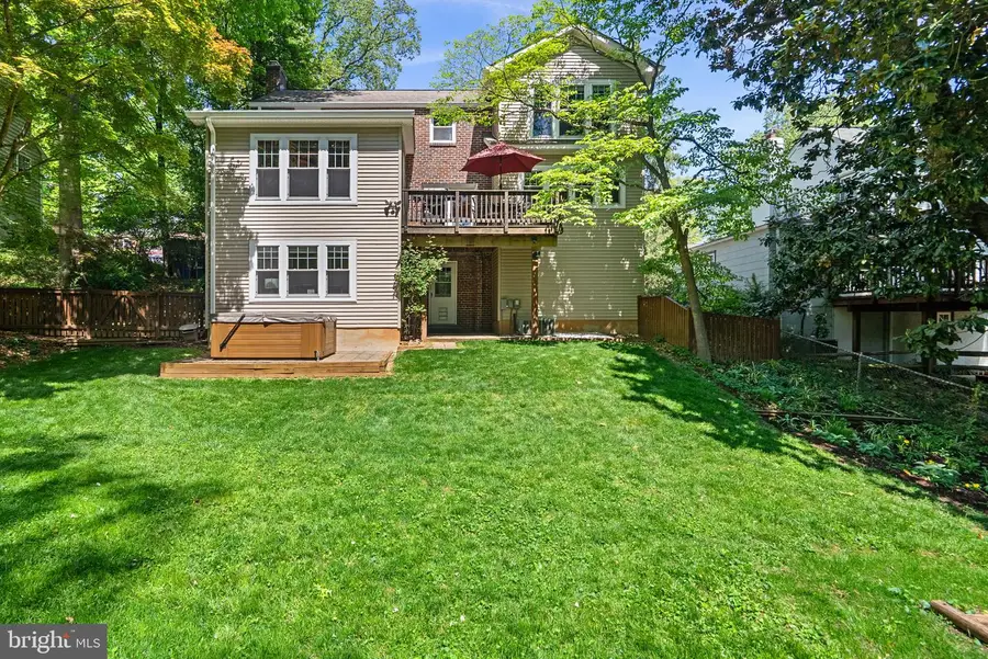 213 Crestmoor Cir, Silver Spring, MD 20901 - #2
