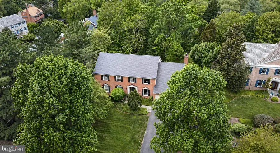 9720 Avenel Farm Dr, Potomac, MD 20854 - #2