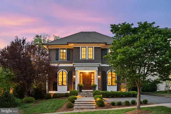 4815 Drummond Ave, CHEVY CHASE, MD 20815