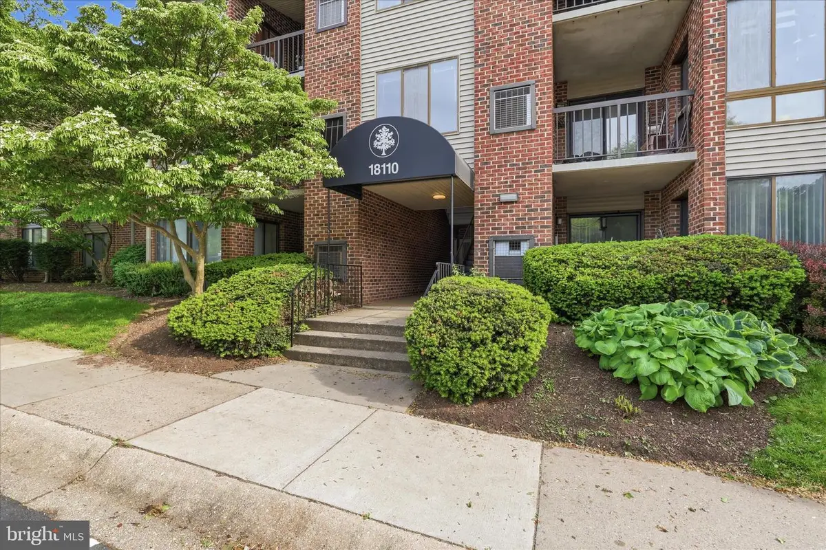 18110 Chalet Dr #104, Germantown, MD 20874 - #1