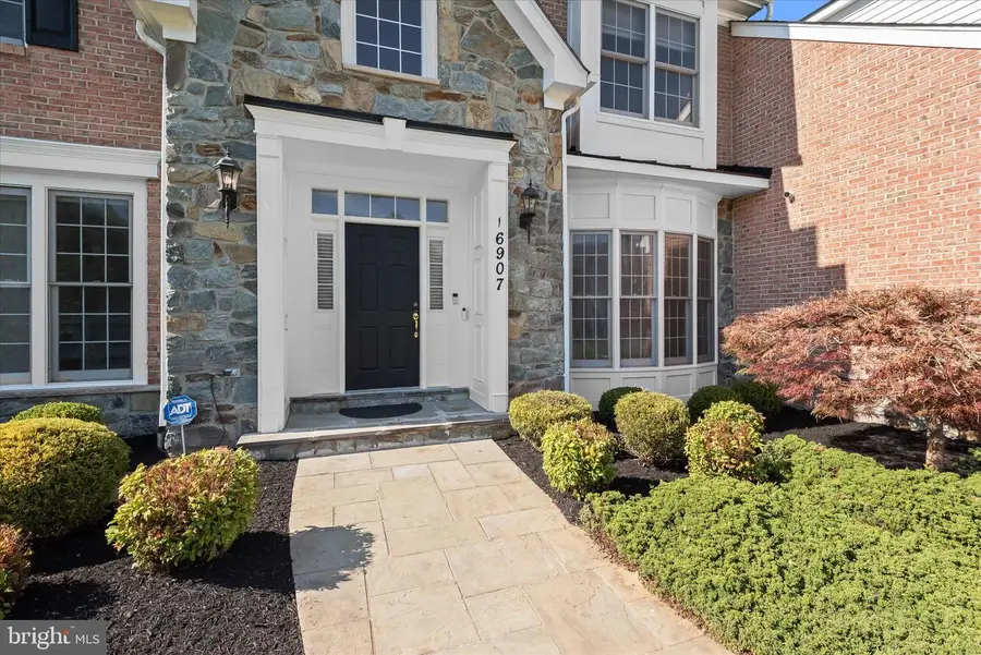 16907 Harbour Town Dr, Ashton, MD 20861 - #2