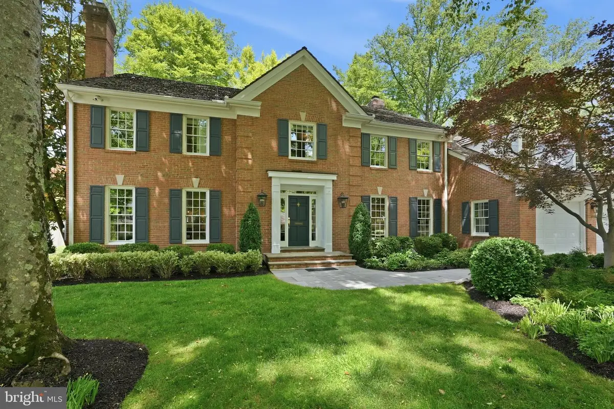 8020 River Falls Dr, Potomac, MD 20854 - #1