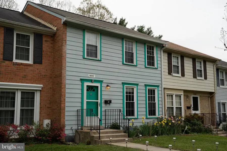 18147 Metz Dr, Germantown, MD 20874 - #2