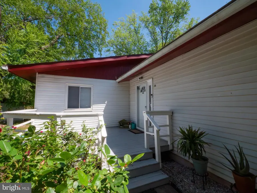 38 Steven Ct #212, Gaithersburg, MD 20877 - #2