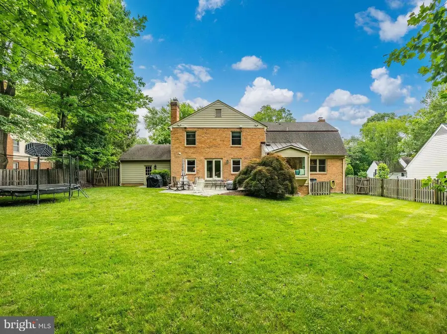 8308 River Falls Dr, Potomac, MD 20854 - #2