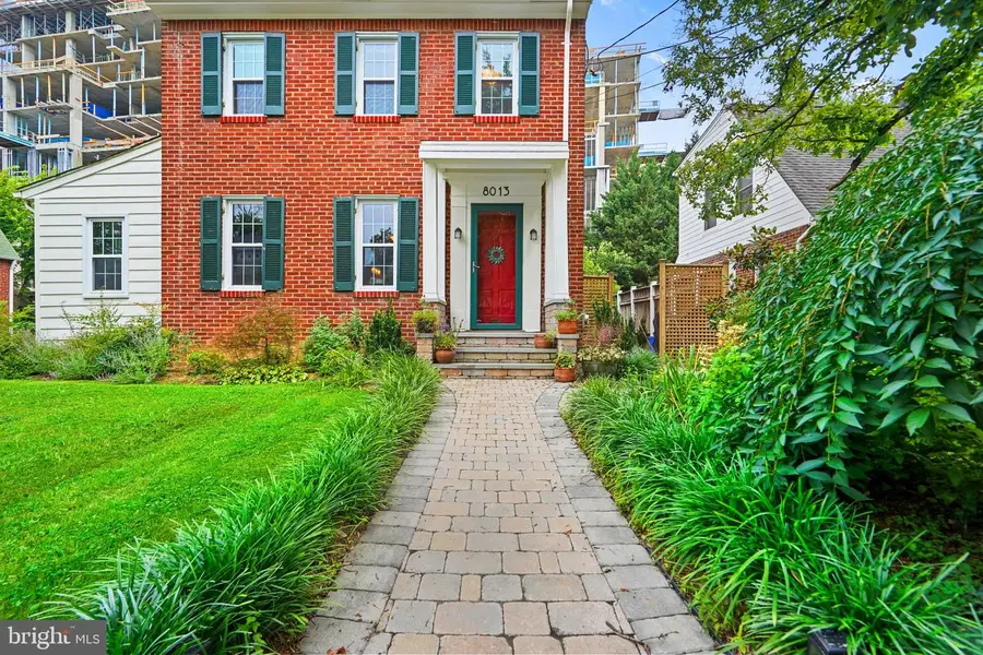 8013 Glenbrook Rd, Bethesda, MD 20814 - #2