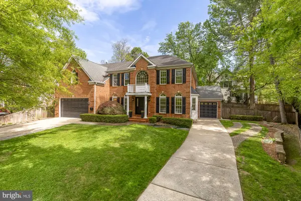 5501 Montgomery St, CHEVY CHASE, MD 20815