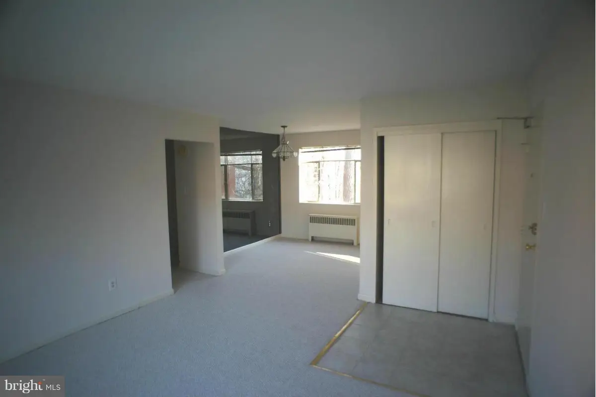 10403 Montrose Ave #201, Bethesda, MD 20814 - #1
