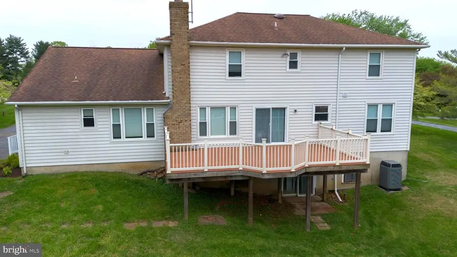 20809 Merle Dr, Gaithersburg, MD 20882 - #3