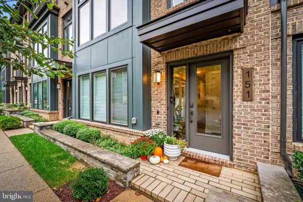 151 Winsome Cir, BETHESDA, MD 20814