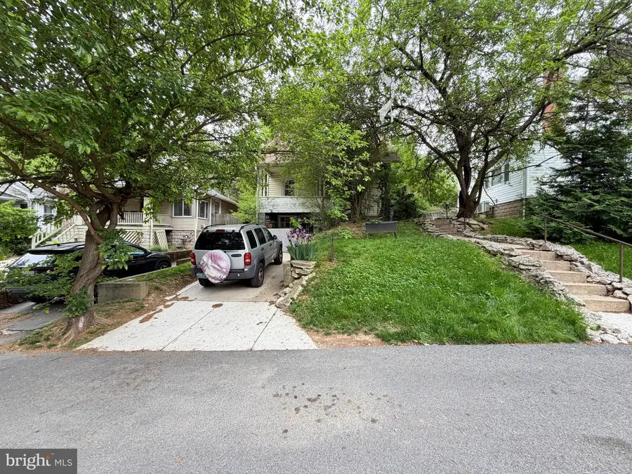 903 Maplewood Ave, Takoma Park, MD 20912 - #2