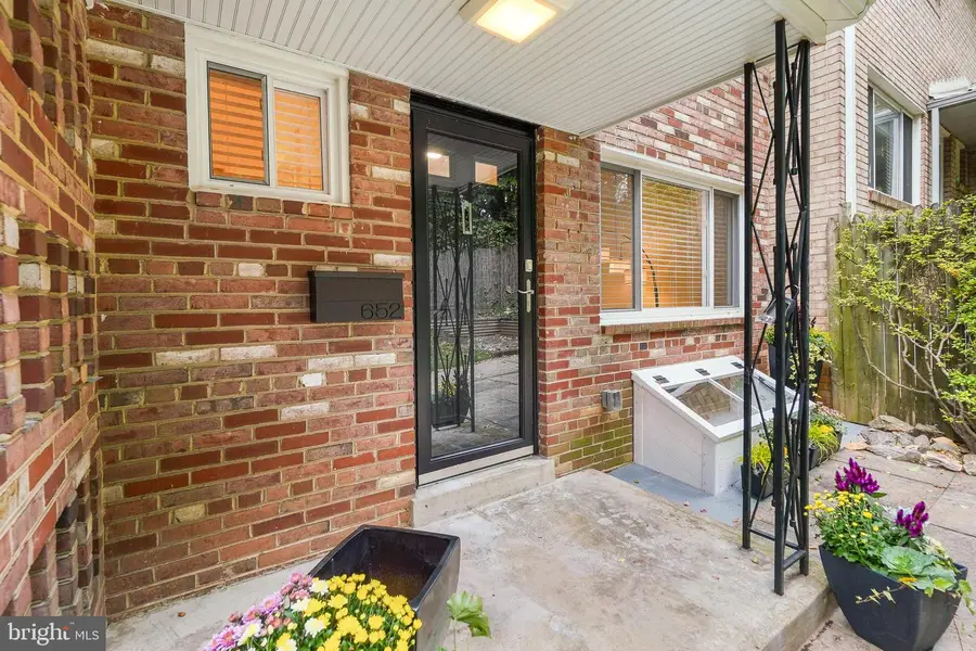652 Kennebec Ave #2, Takoma Park, MD 20912 - #3