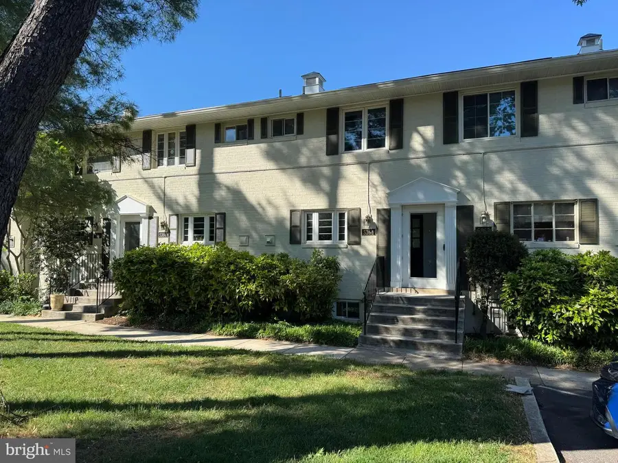5364 Pooks Hill Rd, Bethesda, MD 20814 - #2