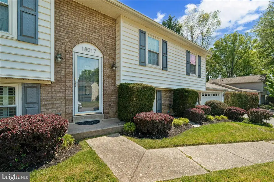 18017 Overwood Dr, Olney, MD 20832 - #2