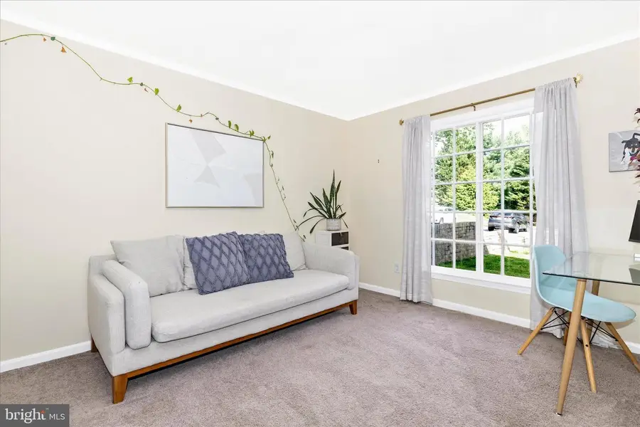 9409 Chatteroy Pl, Montgomery Village, MD 20886 - #3