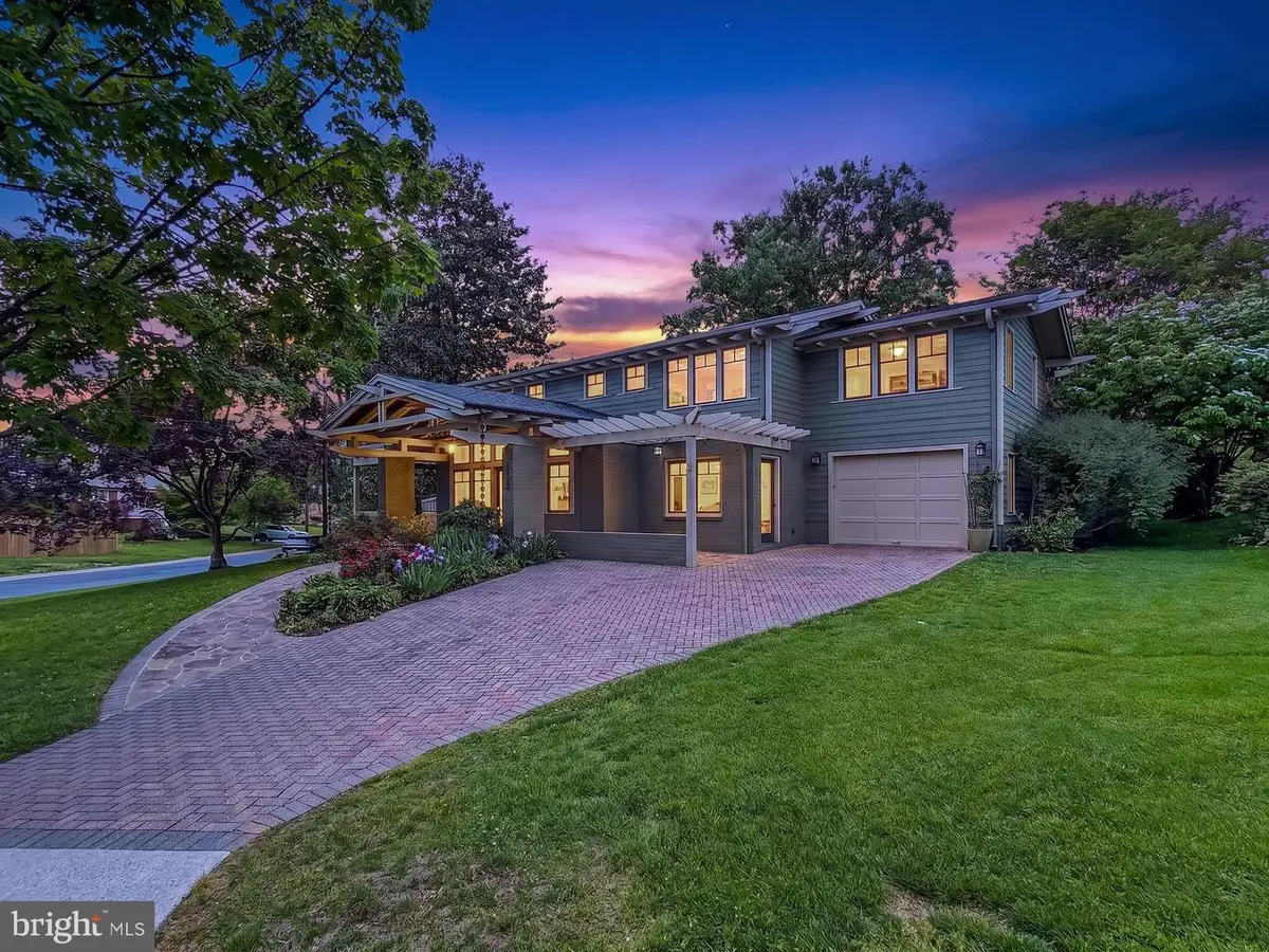 9715 De Paul Dr, Bethesda, MD 20817 - #1