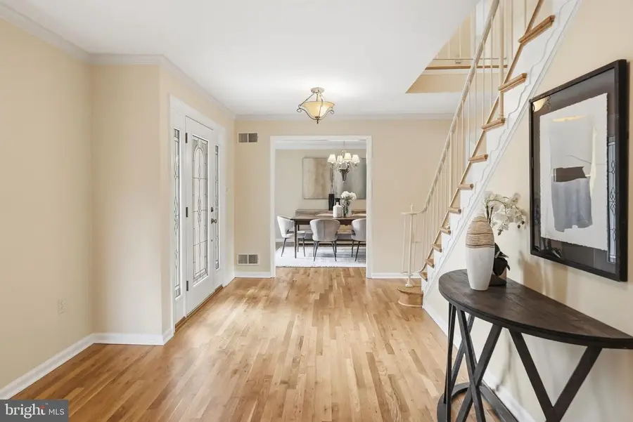 8100 Buckspark Ln E, Potomac, MD 20854 - #2