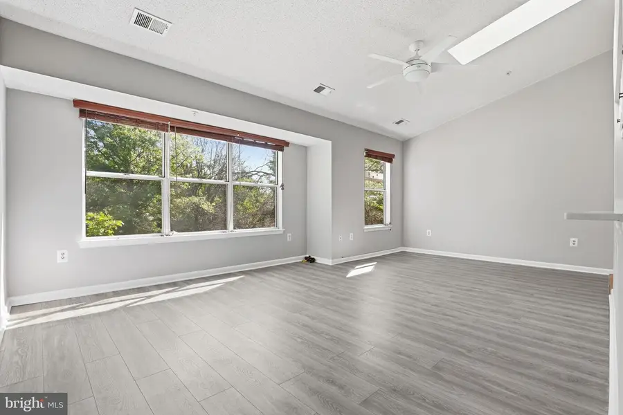 2812 Clear Shot Dr #10, Silver Spring, MD 20906 - #3