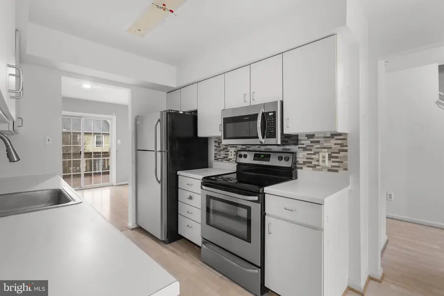 16 Gravenhurst Ct, North Potomac, MD 20878 - #2