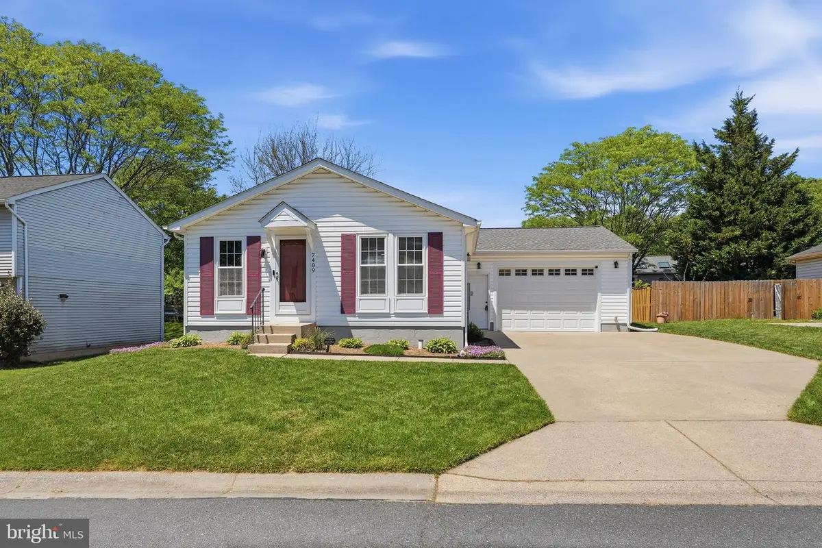 7409 Lake Katrine Ter, Gaithersburg, MD 20879 - #1